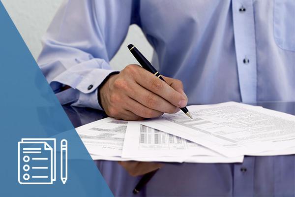 كتابة اللوائح والمستندات